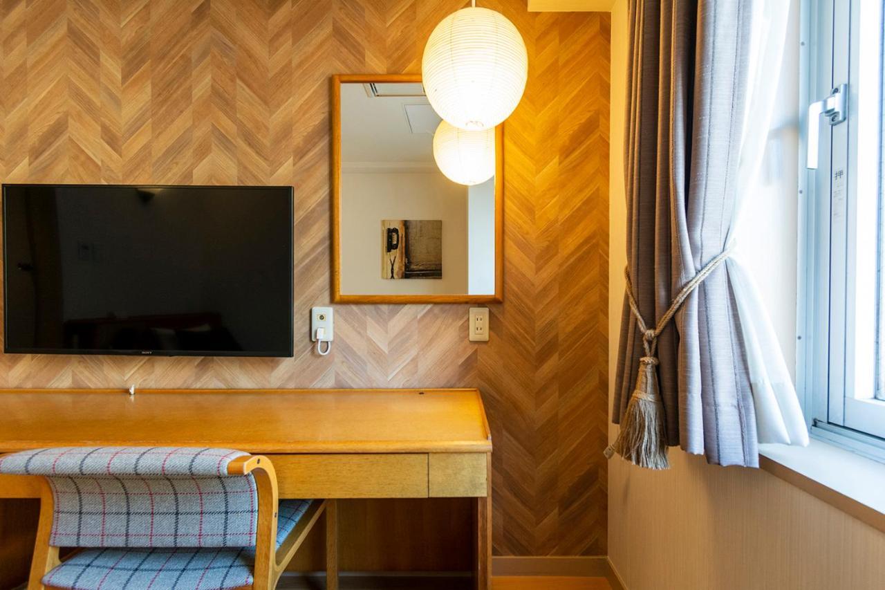 Hotel Toms Tokyo Ngoại thất bức ảnh
